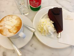 -Cafe Sacher(WIEN)
