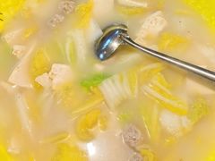 -鸿亨泰杂鱼馆(港馨家园店)