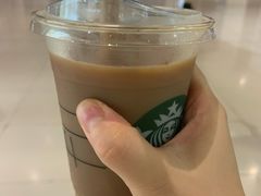 -星巴克(上海虹桥新天地二店)