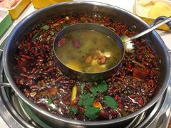 酸菜豆腐锅中锅-蛙两只美蛙鱼头火锅(恒茂店)