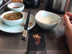 -捞王锅物料理(上海世茂广场店)