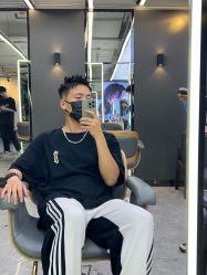 -藤野造型烫发染发