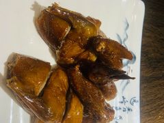 脆皮乳鸽-锦庐道地川菜(来福士店)