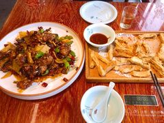 特色干炒鸡-满堂春特色餐馆