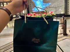 -上海和平饭店维克多咖啡厅 Victor's