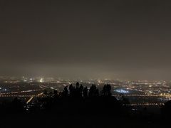 -鬼笑石后山停车场