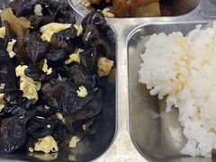 木耳炒鸡蛋-复旦大学本部-食堂