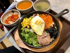 石锅拌饭-大食代美食广场(迪士尼小镇店)