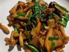 黑松露韭香珍菌-京味斋·北京烤鸭(华威桥北工大店)