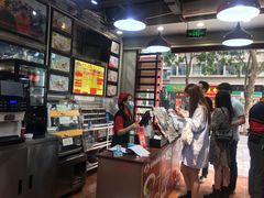 -荔银肠粉(广州天河华利路店)
