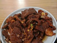 传统老爆三-陈傻子餐厅(世纪都会店)