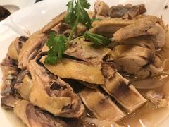 -品悦酒店(三林古镇店)
