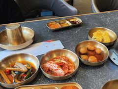 -草家酱蟹炭火烤肉店(珲春南路二店)