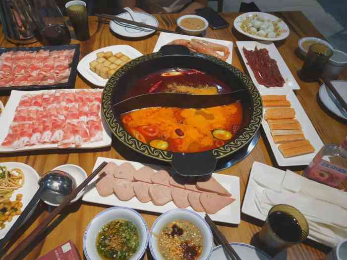 川蜀老灶火锅直营店(育才路总店)-"儿子想吃火锅,在大众点评网上搜索