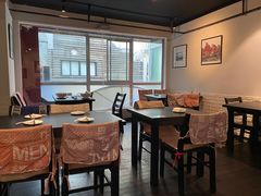 靠窗位-南蛮子(进贤路店)