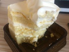 -红宝石·鲜奶小方·海派西点房(金杨店)