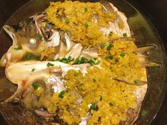 -阿瓦山寨·湘菜现炒·剁椒鱼头王(咸阳总店)