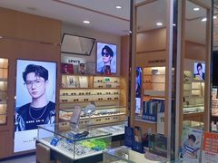 -光明眼镜·蔡司授权(徐泾店)
