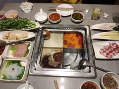 -海底捞火锅(奉化银泰店)