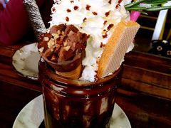 爆炸巧克力-MIKAKU(万达广场上海宝山店)