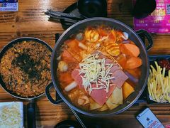 芝士年糕火鍋-辛明堂洞韩式芝士年糕火锅(万达店)