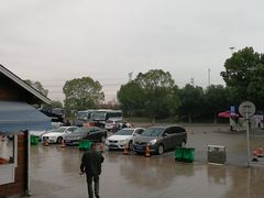 -平望服务区·停车场