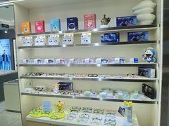 -视野联行眼镜·蔡司·尼康·豪雅·依视路(青浦宝龙店)