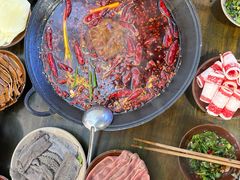 -黄潇洒老火锅(九眼桥宏济巷店)