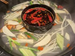 -老酉火锅(阳明古镇店)