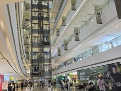-LuOne凯德晶萃广场(徐家汇路店)