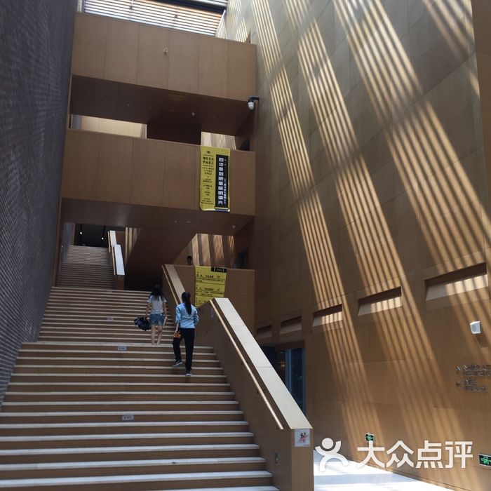 天津大学郑东图书馆