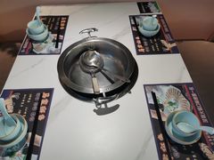 -马家斑.鲜鱼火锅(松湖万科店)