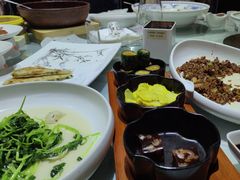 -鸭王烤鸭店(三里河店)
