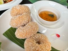 炸虾饼配泰国梅子酱-帕蓝·暹罗料理(大学路店)