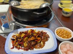 -菌之家·专业纯野生菌火锅·特色炒菌
