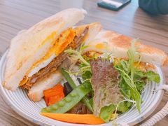 -玲婧胡同·生日蛋糕·餐厅(嘉里城店)