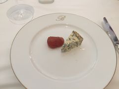 -Epicure
