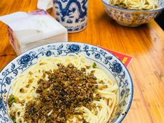 素椒杂酱面-素椒杂酱面(油篓街店)