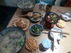 -牛三哥洛阳牛肉汤(生态城店)