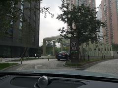 -兴业太古汇·停车场