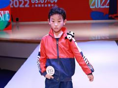 -翎秀服装模特