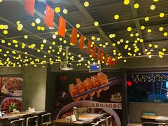 -龙巢盱眙龙虾·牛蛙·烧烤宵夜(八卦岭店)
