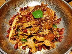 手撕扁担鸡-吃饭皇帝大土家民族菜(正大广场店)