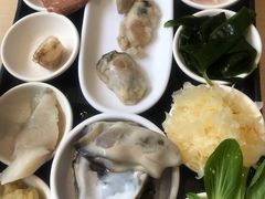 -灵芝妹子海鲜米线(劳动公园店)