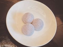 【粤式自助】蓝莓雪媚娘-英冠索菲特酒店·萧湘阁中餐厅