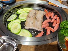 -明洞阿姨·韩式酱蟹烤肉·创意料理(三元桥店)