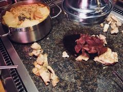 -仨仨米炭火烤肉