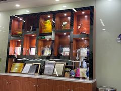 -茂菊口腔连锁(浦东南路店)