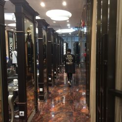 -八佰伴8008星级形象店