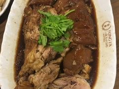 卤猪手-松發肉骨茶(牛车水店)